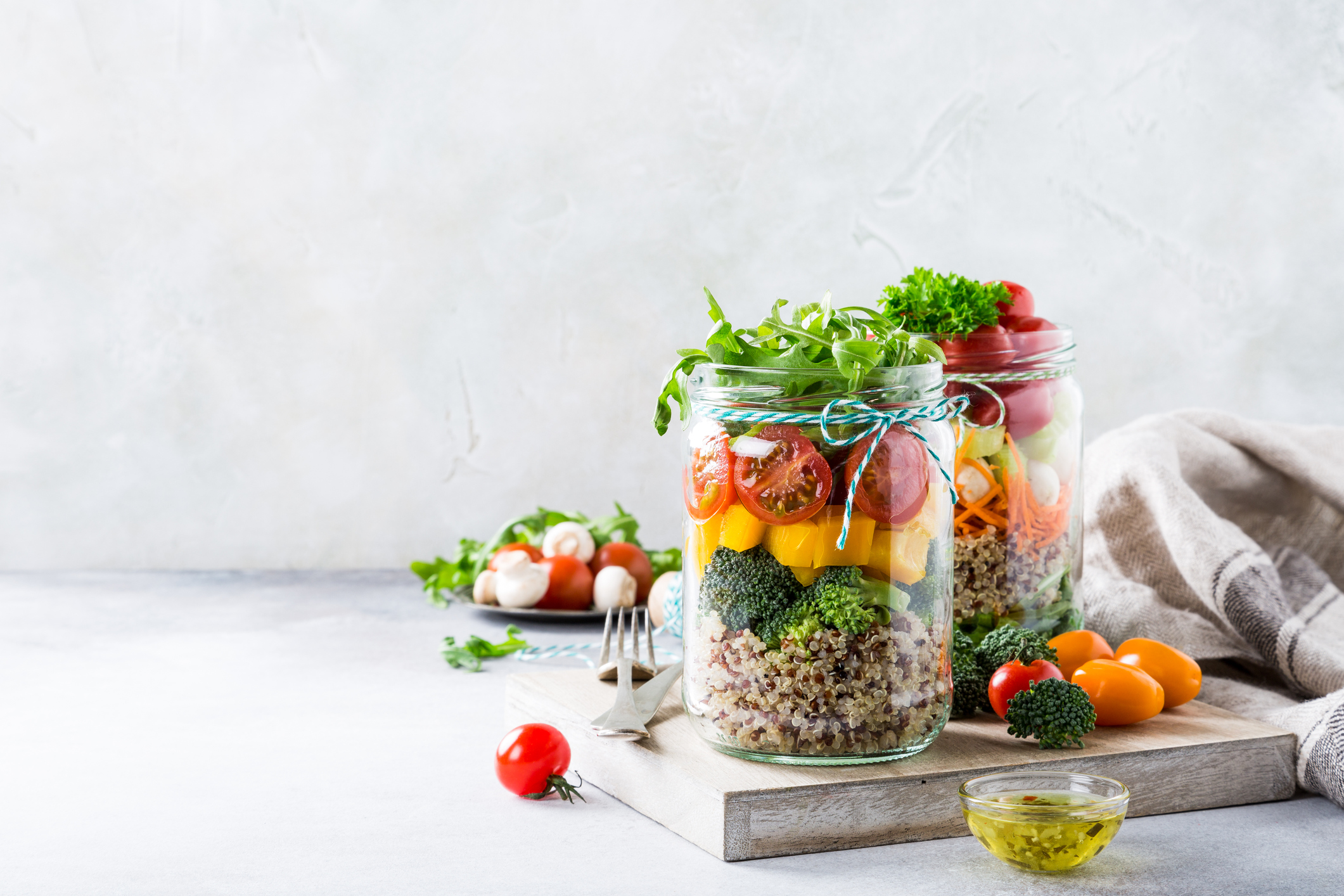 10 Mason Jar Meals – Not Just Salads!