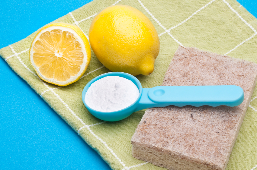 6  Simple DIY Cleaning Supplies