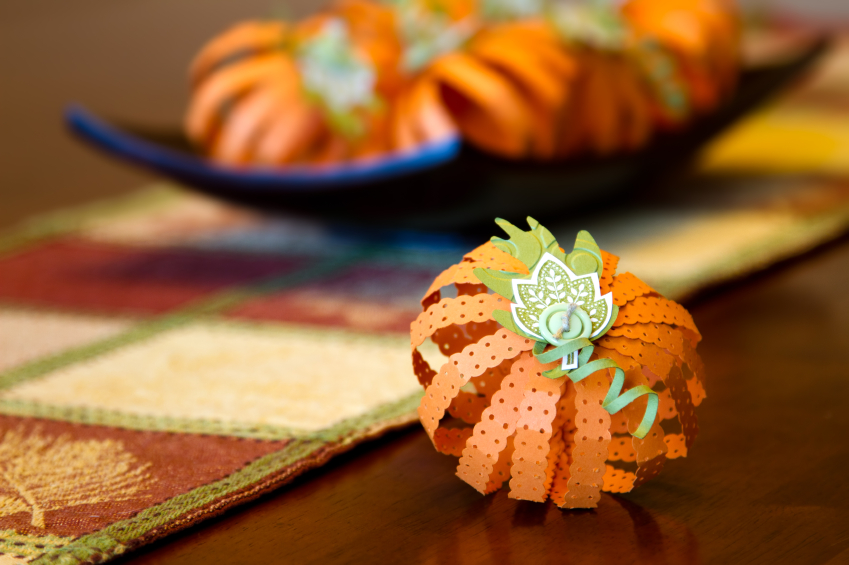 10 Easy Thanksgiving Crafts & Snacks